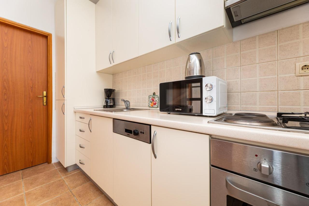Malinsummer Apartments Malinska Extérieur photo